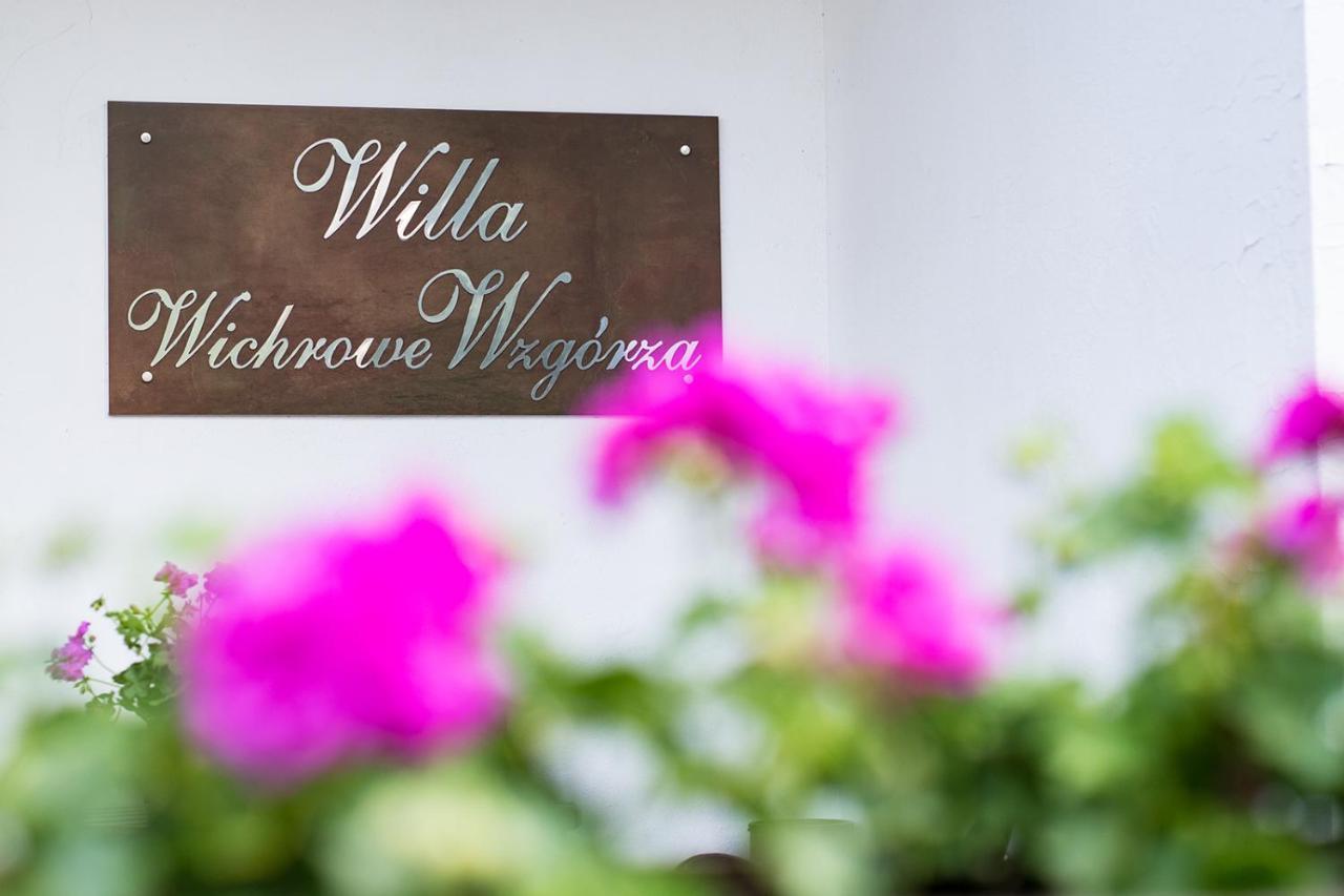 Dog Friendly Dom, Apartamenty Wichrowe Wzgorza Z Basenem Brenna 乌斯特龙 外观 照片