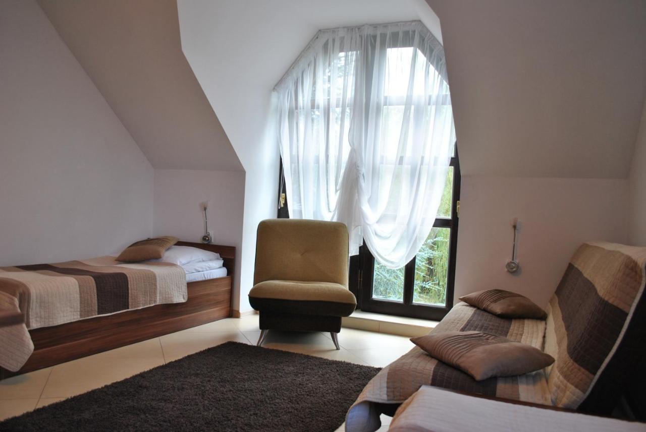 Dog Friendly Dom, Apartamenty Wichrowe Wzgorza Z Basenem Brenna 乌斯特龙 外观 照片