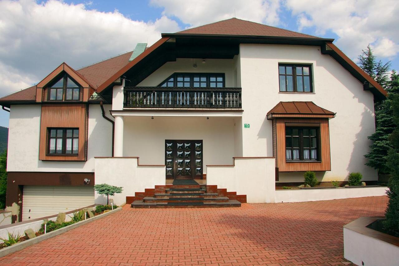 Dog Friendly Dom, Apartamenty Wichrowe Wzgorza Z Basenem Brenna 乌斯特龙 外观 照片