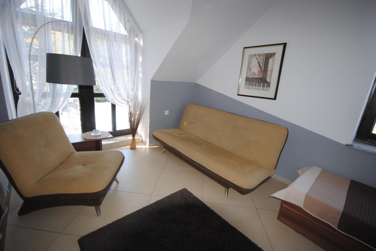 Dog Friendly Dom, Apartamenty Wichrowe Wzgorza Z Basenem Brenna 乌斯特龙 外观 照片