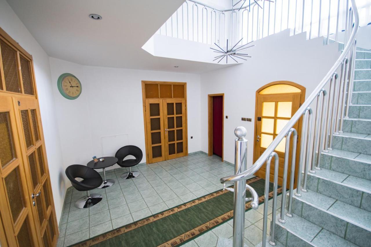 Dog Friendly Dom, Apartamenty Wichrowe Wzgorza Z Basenem Brenna 乌斯特龙 外观 照片