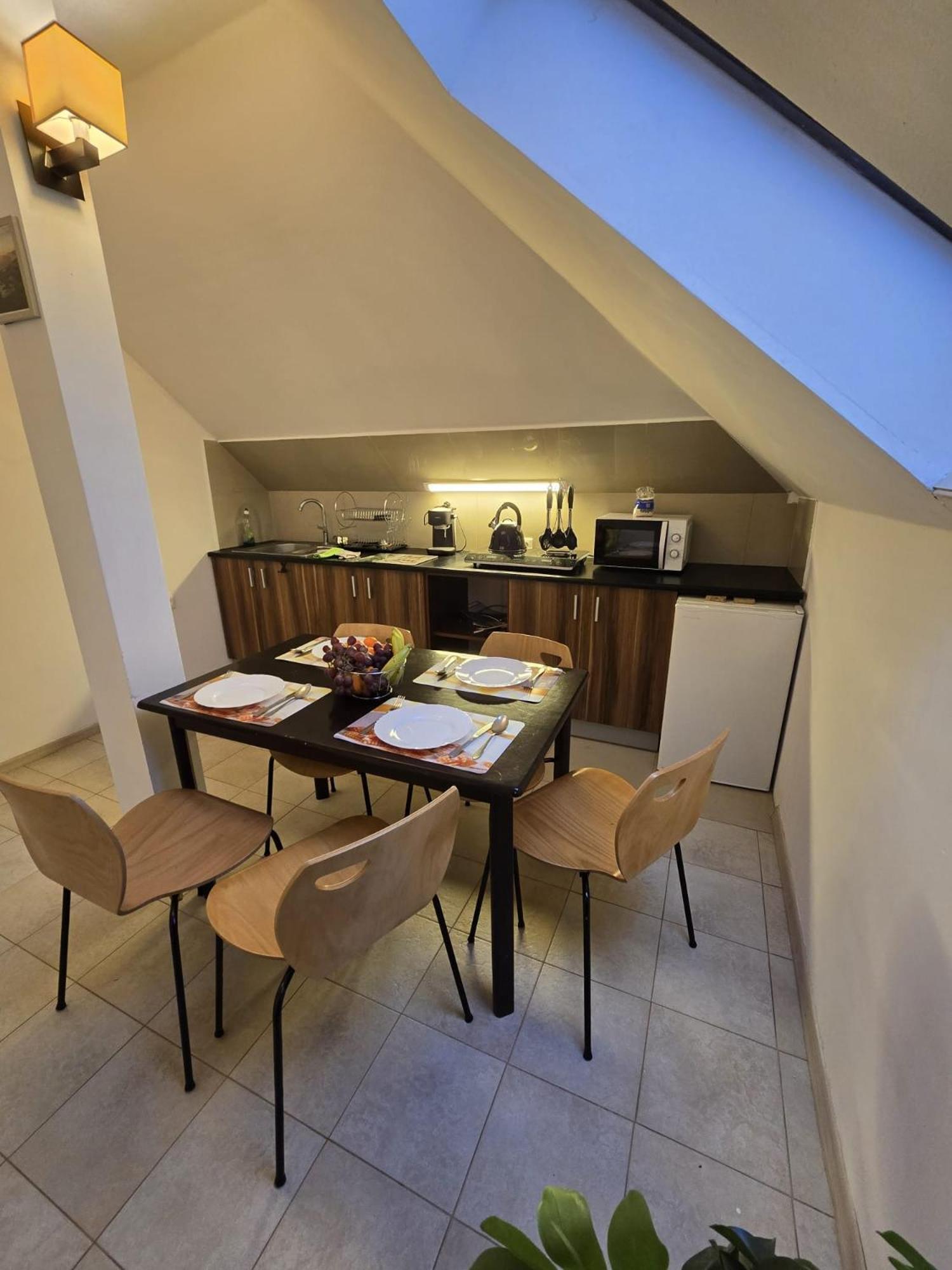 Dog Friendly Dom, Apartamenty Wichrowe Wzgorza Z Basenem Brenna 乌斯特龙 外观 照片