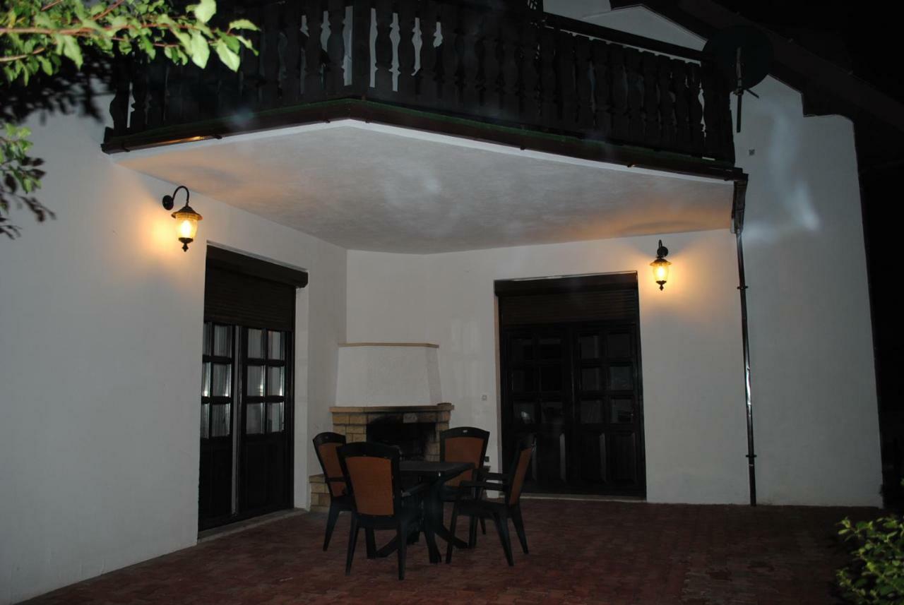 Dog Friendly Dom, Apartamenty Wichrowe Wzgorza Z Basenem Brenna 乌斯特龙 外观 照片